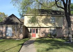 Pre-foreclosure in  KENNONVIEW DR Houston, TX 77068