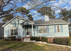 Pre-foreclosure in  TENNYSON DR Knoxville, TN 37909