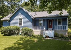 Pre-foreclosure in  LOVELACE RD Knoxville, TN 37932