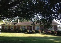 Pre-foreclosure in  HICKORY DR Easley, SC 29642