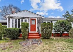 Pre-foreclosure in  BALDWIN RD Warwick, RI 02886