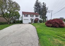 Pre-foreclosure in  BUTTONWOOD DR Springfield, PA 19064