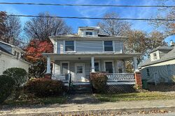 Pre-foreclosure in  HENRY ST East Stroudsburg, PA 18301