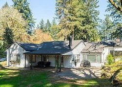 Pre-foreclosure in  CANAL CIR Lake Oswego, OR 97035