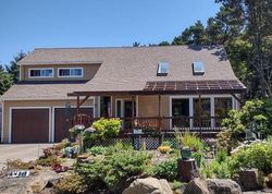 Pre-foreclosure in  SW PINE AVE Depoe Bay, OR 97341