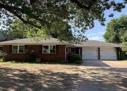 Pre-foreclosure in  W YORK AVE Enid, OK 73703