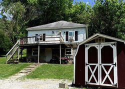Pre-foreclosure in  TOWN ST Glouster, OH 45732