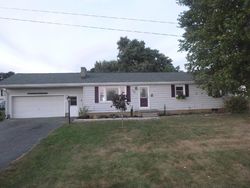 Pre-foreclosure in  GOOSEPOND RD Newark, OH 43055