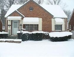 Pre-foreclosure in  ARDEN AVE Cleveland, OH 44111