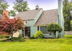 Pre-foreclosure in  N FOREST RD Buffalo, NY 14221