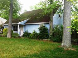 Pre-foreclosure in  ELLIOTT RD Cape May, NJ 08204