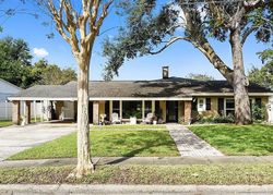 Pre-foreclosure in  PERSHING AVE Orlando, FL 32812