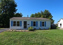 Pre-foreclosure in  CELINA DR Louisville, KY 40213