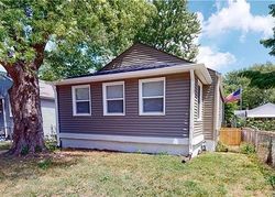 Pre-foreclosure in  N BERWICK AVE Indianapolis, IN 46222