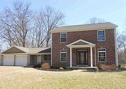 Pre-foreclosure in  KEMBELL DR Evansville, IN 47710