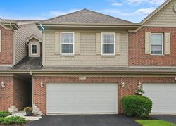 Pre-foreclosure in  CARRINGTON CIR Willowbrook, IL 60527