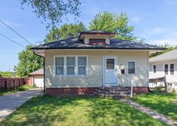 Pre-foreclosure in  RAYMOND ST Elgin, IL 60120