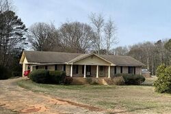 Pre-foreclosure in  WILLIAM ST Dacula, GA 30019