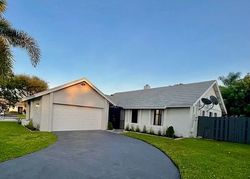 Pre-foreclosure in  CAOBA CT Lake Worth, FL 33467