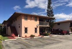 Pre-foreclosure in  W 24TH AVE  Hialeah, FL 33016