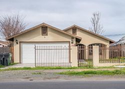 Pre-foreclosure in  NADINE AVE Modesto, CA 95351