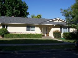 Pre-foreclosure in  N GARDEN AVE Fresno, CA 93710