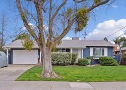 Pre-foreclosure in  KERMIT LN Stockton, CA 95207