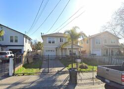 Pre-foreclosure in  BEAUMONT ST Sacramento, CA 95815
