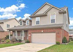 Pre-foreclosure in  SUMMERFIELD DR Westland, MI 48185