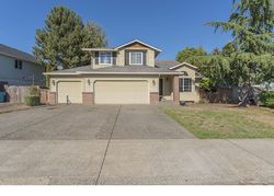 Pre-foreclosure in  NE 111TH ST Vancouver, WA 98686