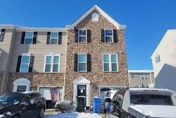 Pre-foreclosure in  NOBLE PL Sewell, NJ 08080