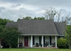 Pre-foreclosure in  FIELDWORTH RD Moss Point, MS 39562