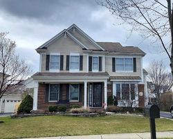 Pre-foreclosure in  BLUESTEM LN Glenview, IL 60026