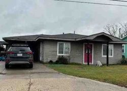 Pre-foreclosure in  DUPLANTIS ST Thibodaux, LA 70301