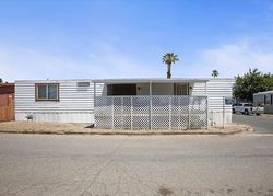 Pre-foreclosure Listing in VIVIAN LN BAKERSFIELD, CA 93308