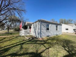  N Wilhelm Ave, Ellinwood KS