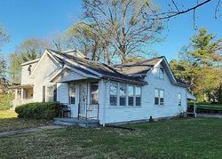 Pre-foreclosure in  MORGAN ST Anna, IL 62906