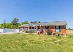 Pre-foreclosure Listing in EAST RIVER RD KING WILLIAM, VA 23086