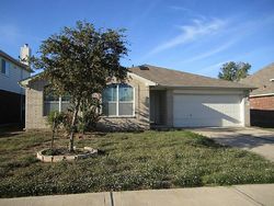 Pre-foreclosure in  TRACELYNN LN Houston, TX 77066