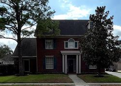 Pre-foreclosure in  TOWNSHIP GLEN LN Cypress, TX 77433