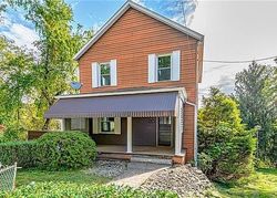 Pre-foreclosure in  BERKLEY AVE Pittsburgh, PA 15221