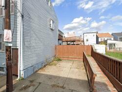 Pre-foreclosure in  FOX WAY Pittsburgh, PA 15203