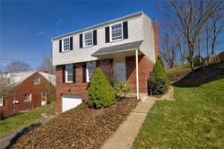 Pre-foreclosure in  OAKLYN RD Bethel Park, PA 15102