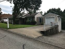 Pre-foreclosure in  SUNSET DR Pittsburgh, PA 15235