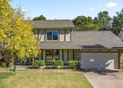 Pre-foreclosure in  S RICHMOND AVE Tulsa, OK 74136