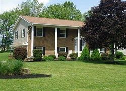 Pre-foreclosure in  MEADOWLANE AVE NW Uniontown, OH 44685