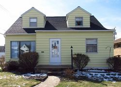 Pre-foreclosure in  NEWPORT AVE Cleveland, OH 44129