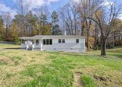 Pre-foreclosure in  SUNSET BLVD Charlotte, NC 28269