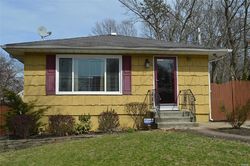 Pre-foreclosure in  LIDGE DR Farmingville, NY 11738