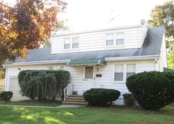 Pre-foreclosure in  ELLWOOD RD East Brunswick, NJ 08816